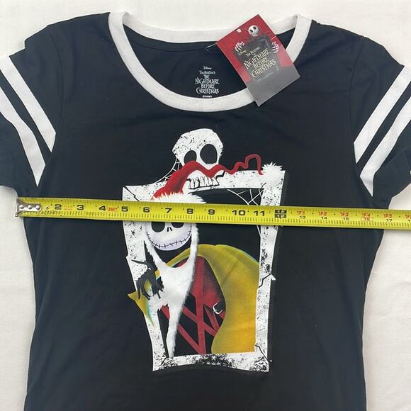 Disney Nightmare Before Christmas Juniors Graphic Tee Jack Skellington Large NWT - Picture 4 of 9